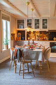 Cosy Charm with Natural Finds