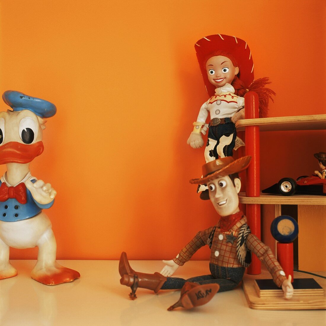 Comicfiguren, Donald Duck im … – Bild kaufen – 345510 ❘ living4media