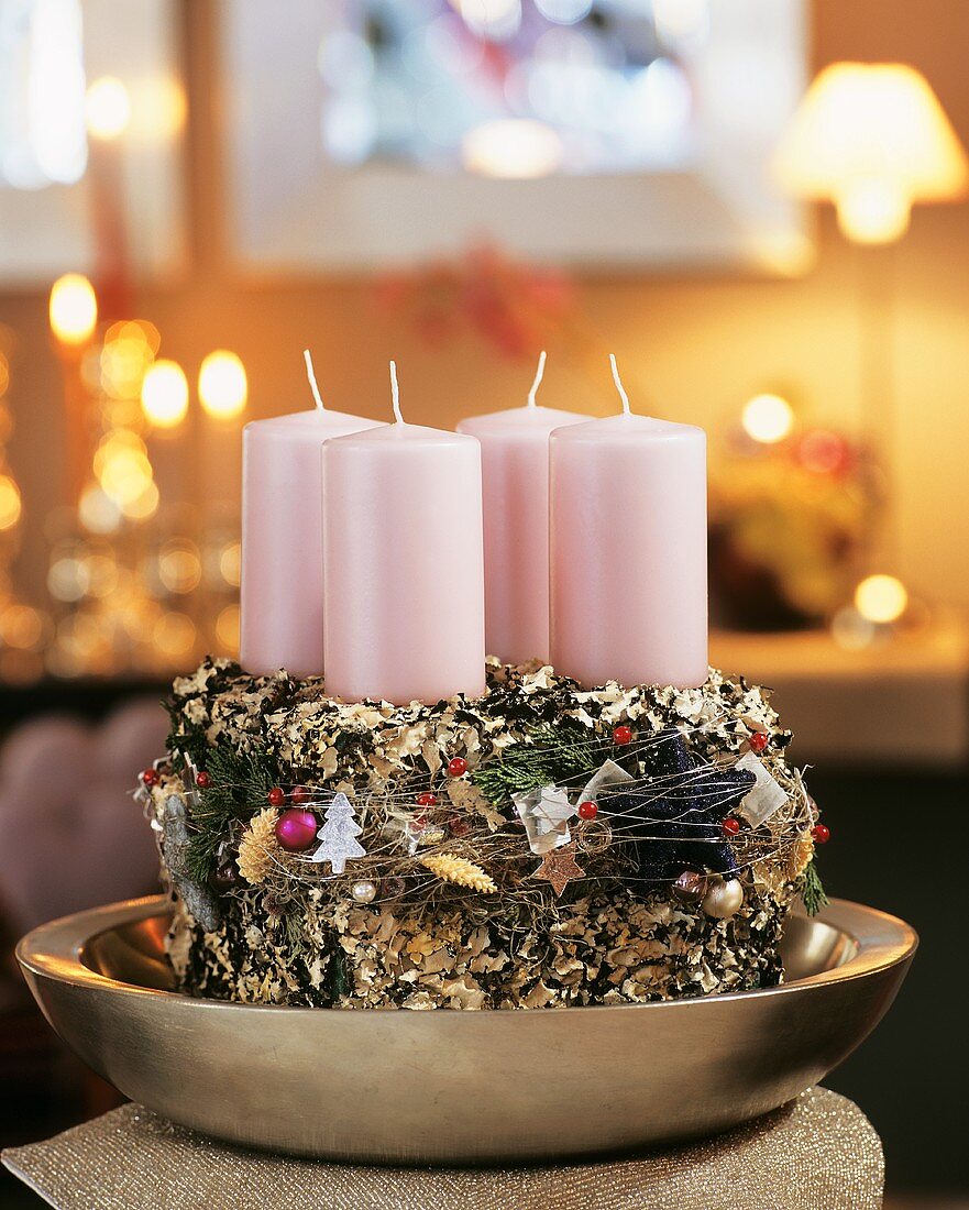 Advent wreath with pink pillar candles