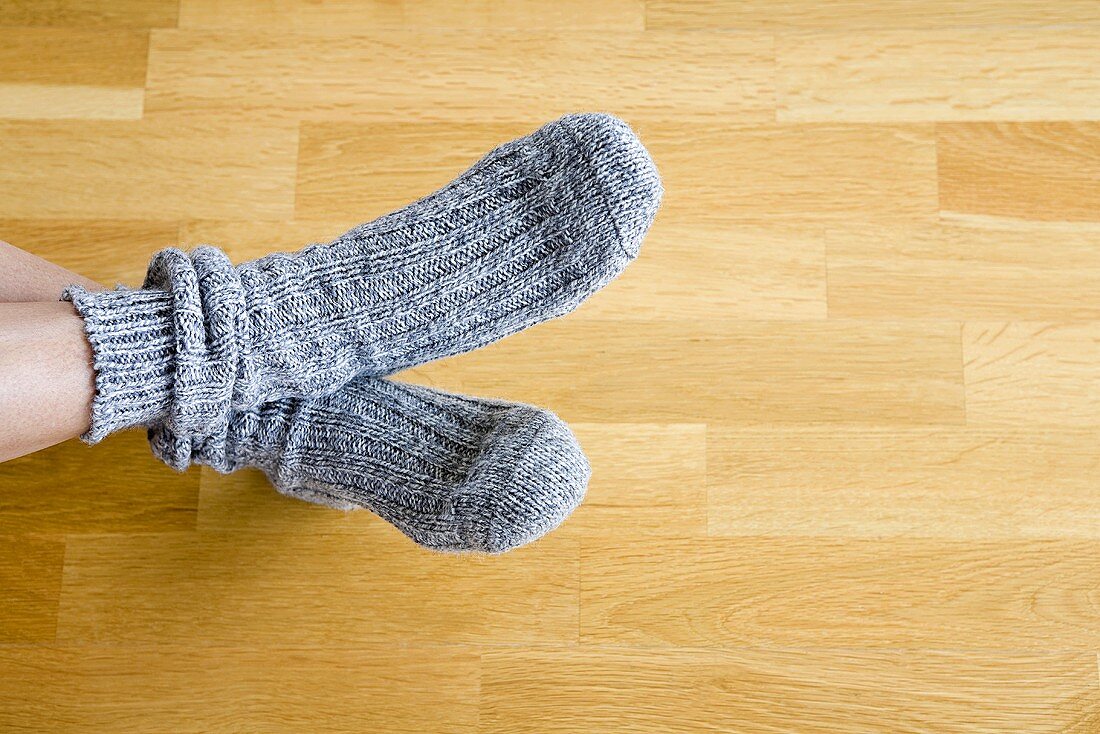 Person mit Socken