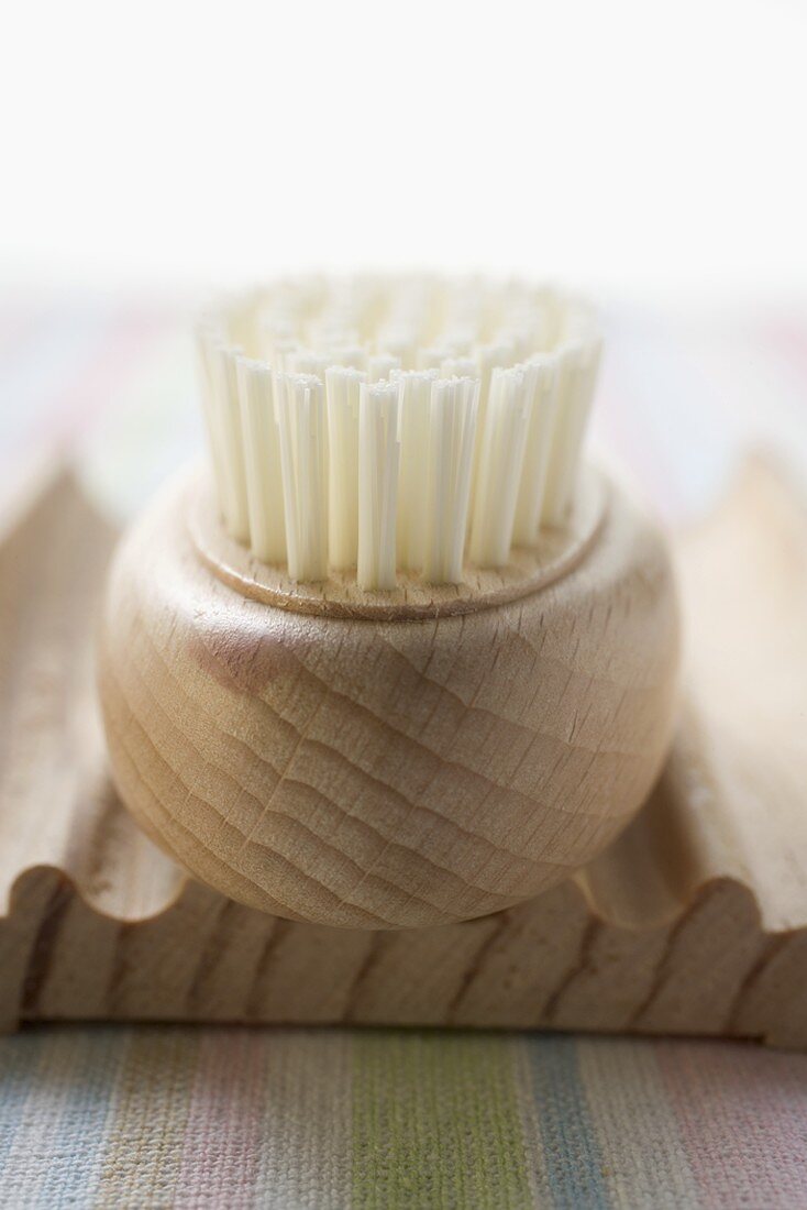 Wooden soap dish with brush