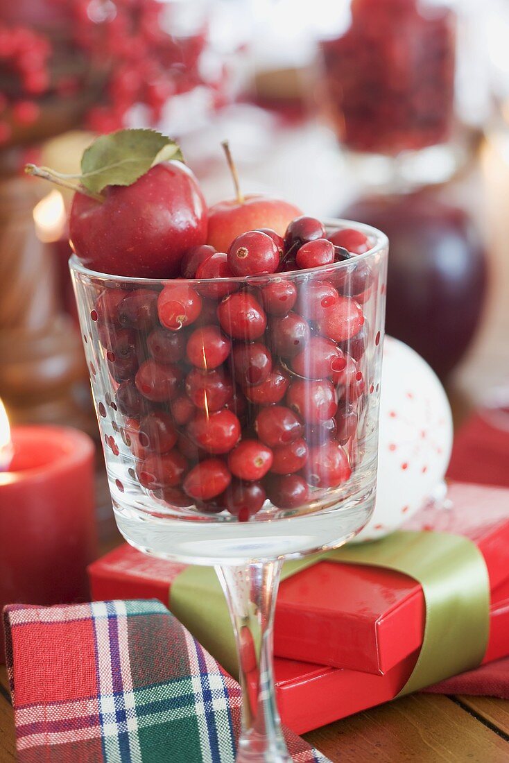 Christmas decoration with cranberries, Christmas gifts