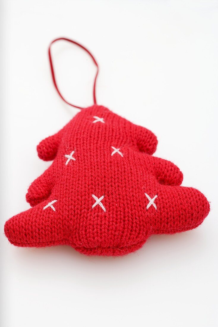 Red knitted Christmas tree (tree ornament)