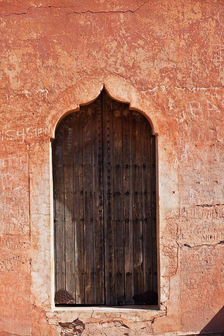 Fenster mit Holzläden (Marokko)