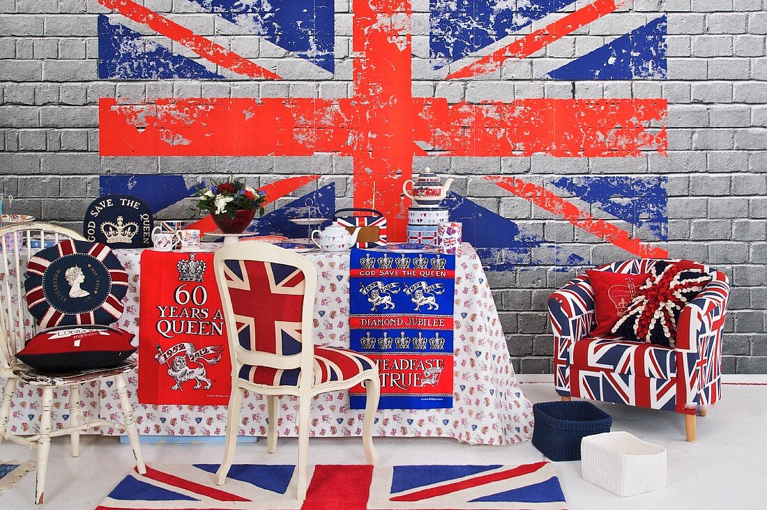 Table decorated for the Queen's Diamond Jubilee
