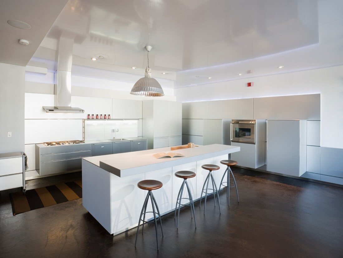 Modern White Kitchen