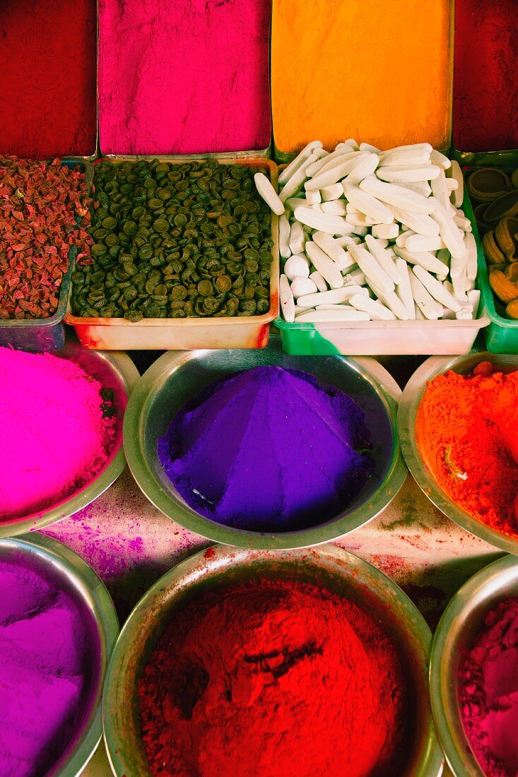 Spices and colourings at an Indian market
