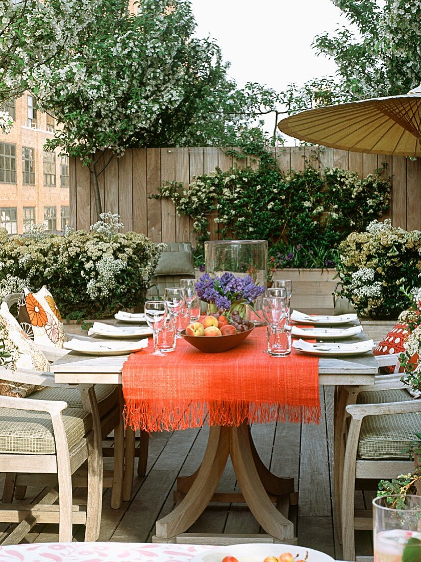 Set table in outdoor urban space
