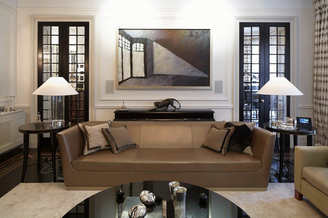 Light brown leather sofa in Art Deco … – Buy image – 11001886 ❘ living4media
