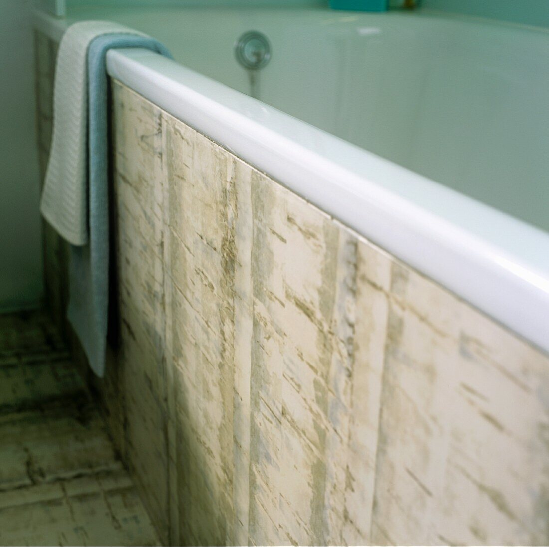 A bath tub (detail)