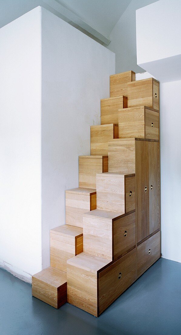 Combined staircase and cupboard