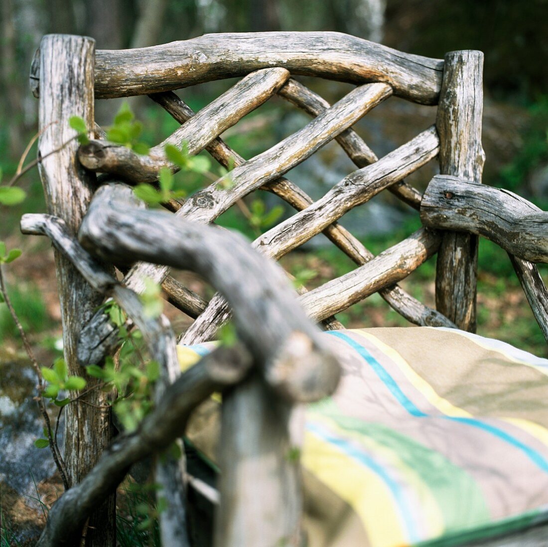 Gartenstuhl aus Ästen