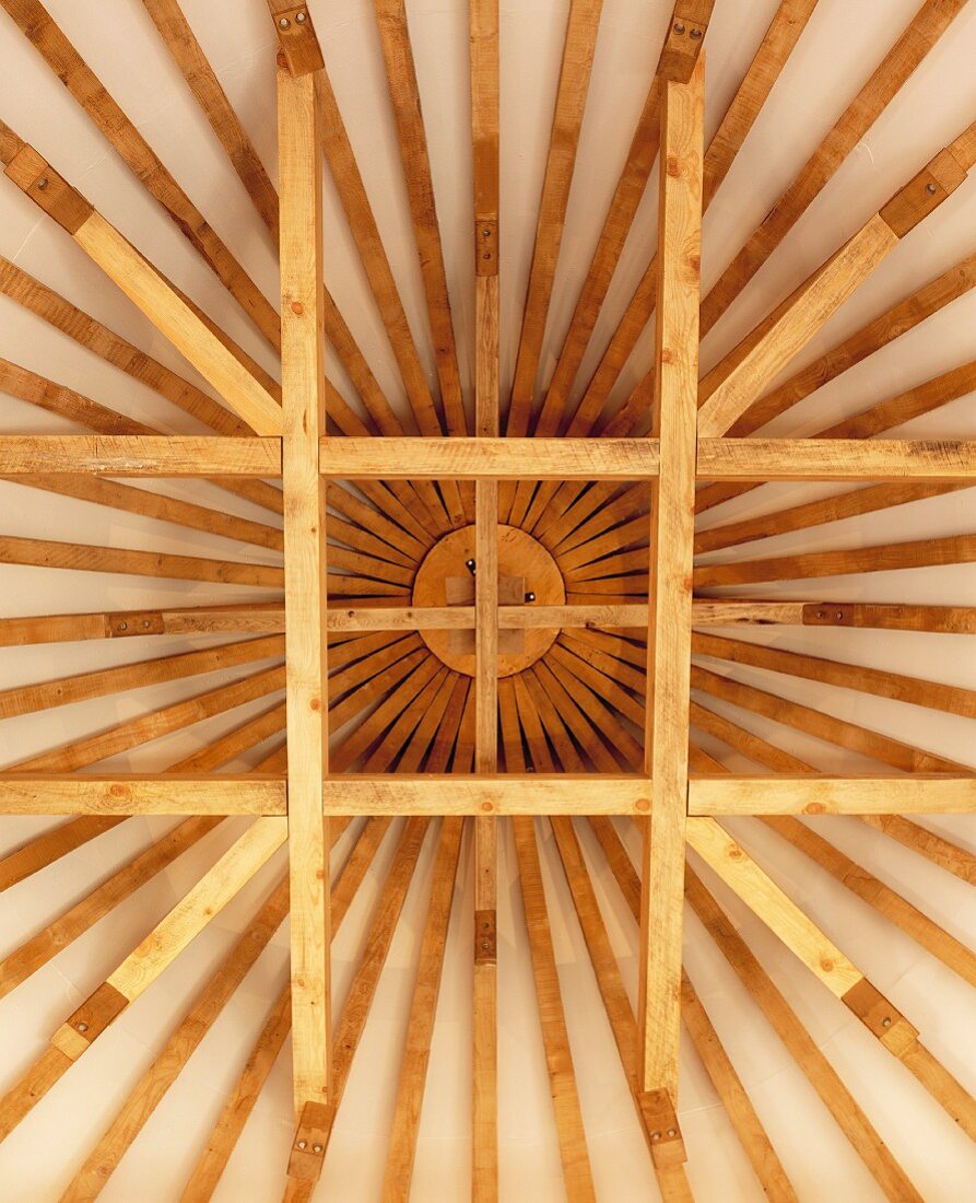 Star-shaped wooden structure