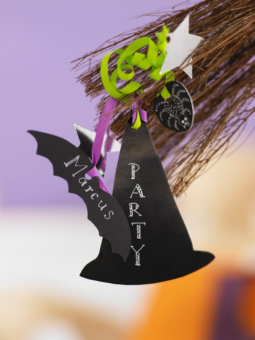 An invitation to a Halloween party