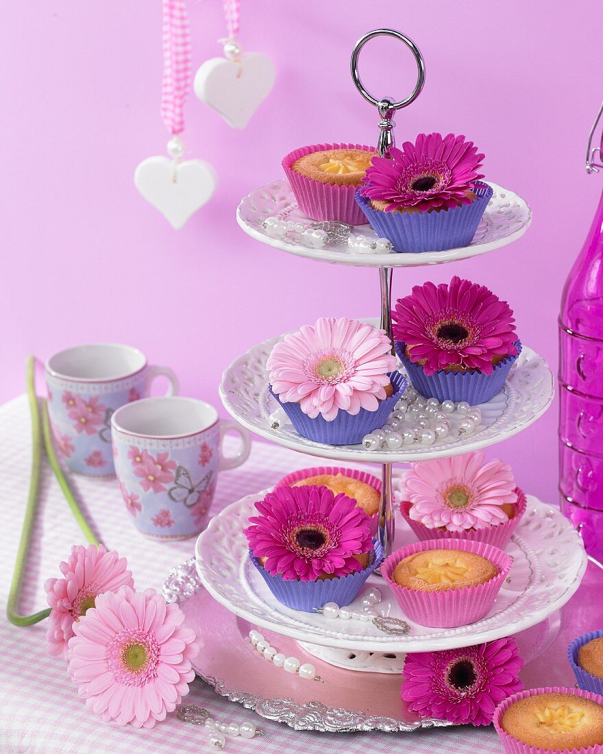 Blumen-Cupcakes mit Gerbera