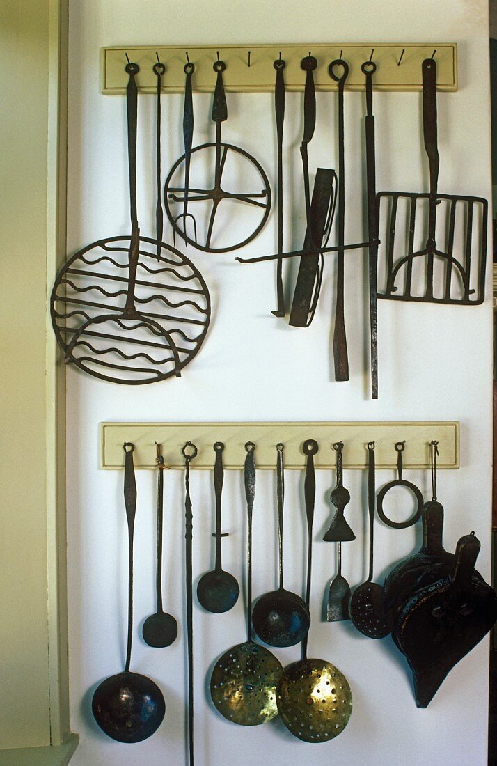 Hanging kitchen utensils