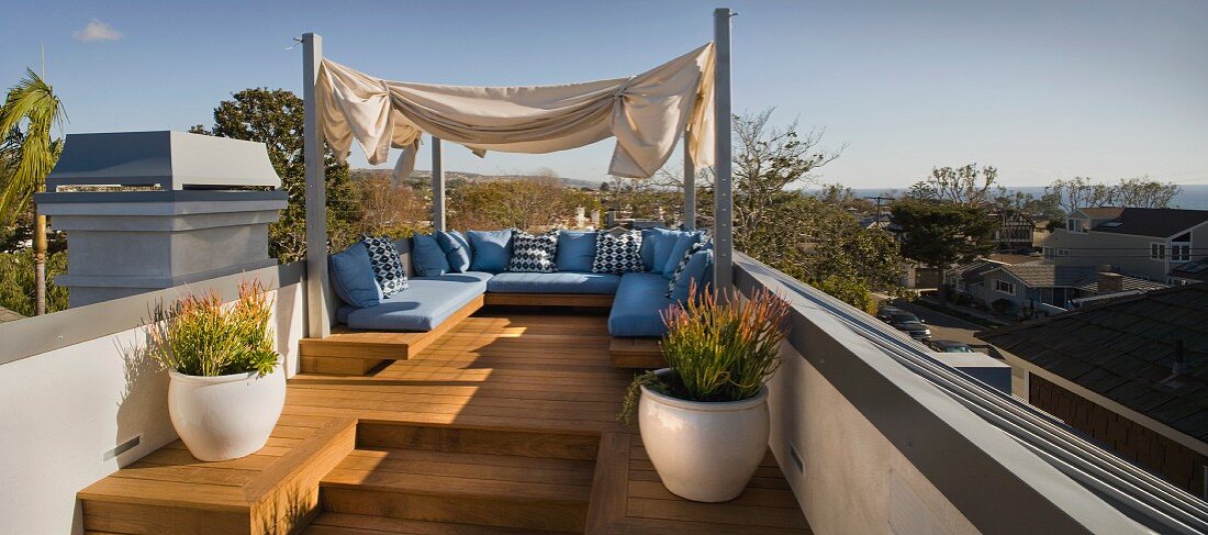 Rooftop sitting area with ocean view