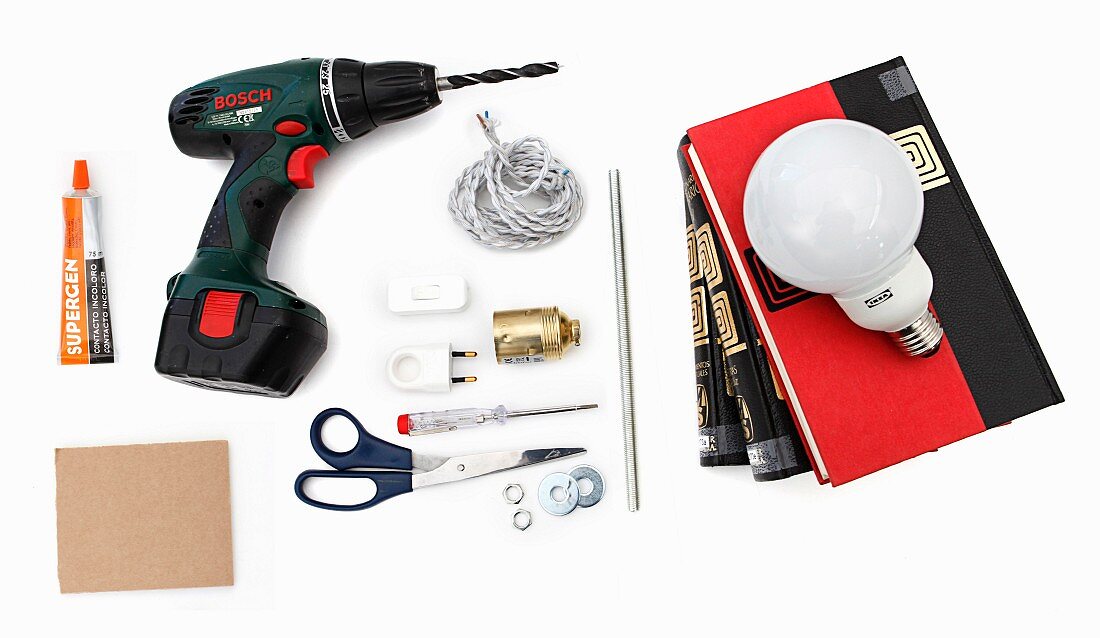 Werkzeug und Materialien für Heimwerkerarbeit
