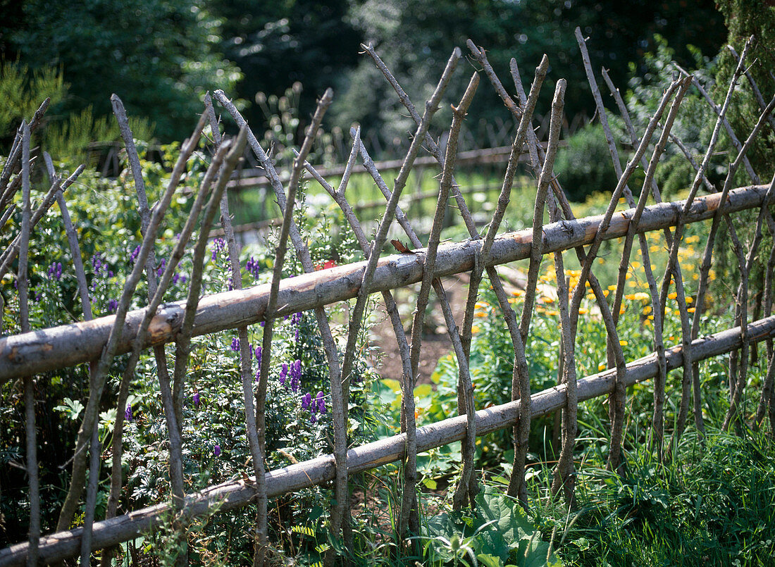 Garden fence for the farmers garden