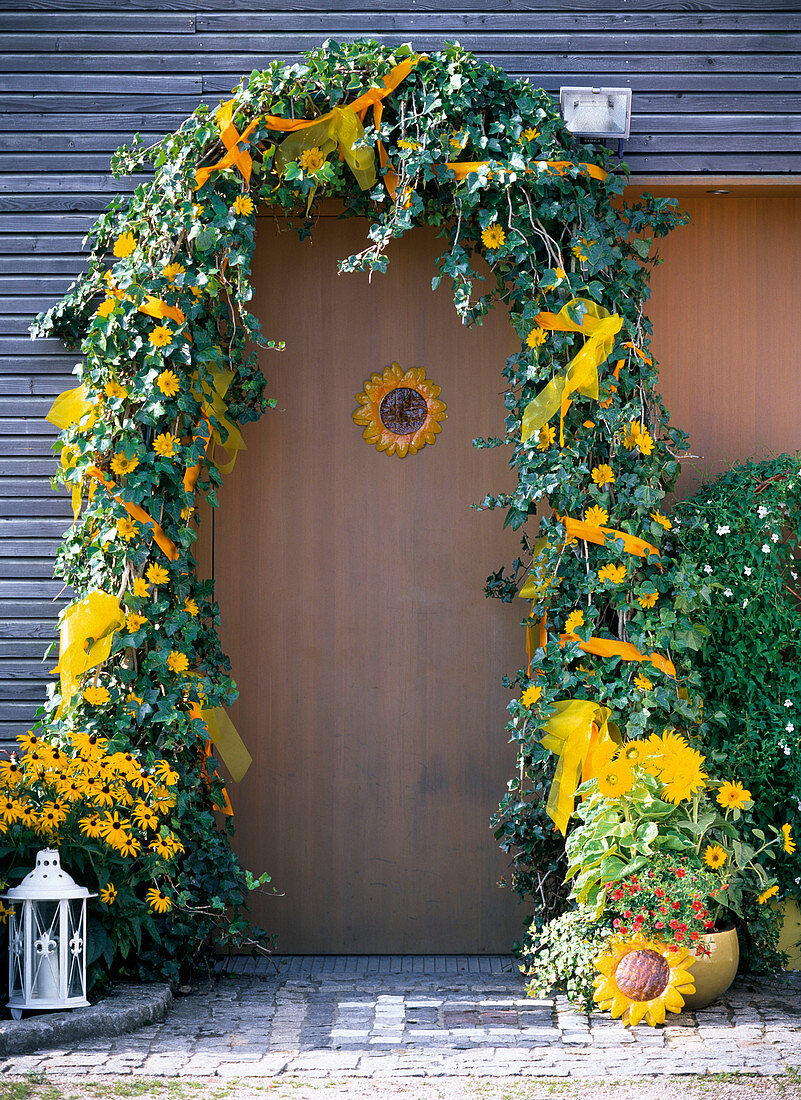 Front door with ivy bow