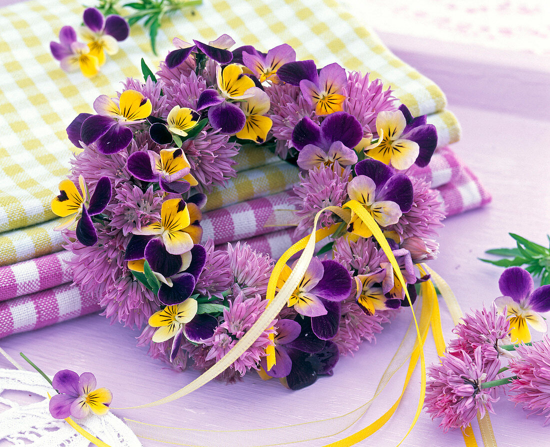 Wreaths of Viola (Field Pansy), Allium (Chives)