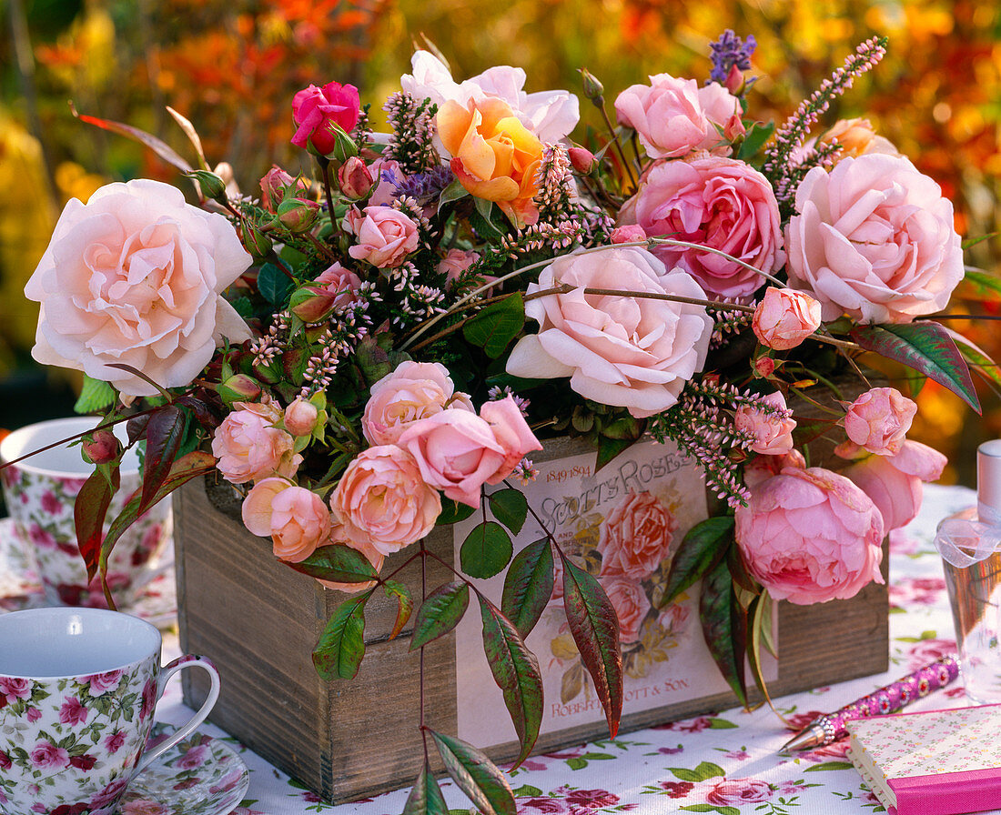 Pink (rose) bouquet, Calluna (broom heath)