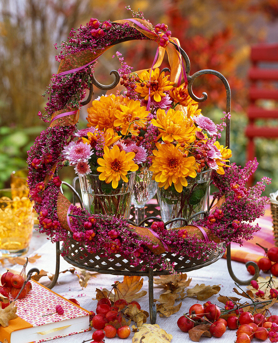 Small bouquets of chrysanthemum on tray