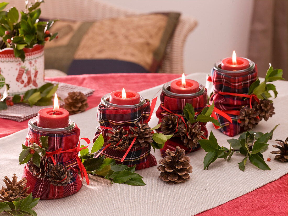 Advent wreath in Scottish design