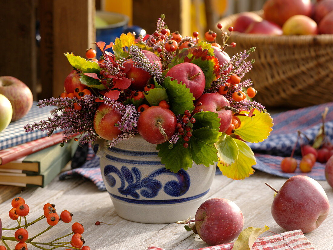 Bouquet of Rose, calluna, apples