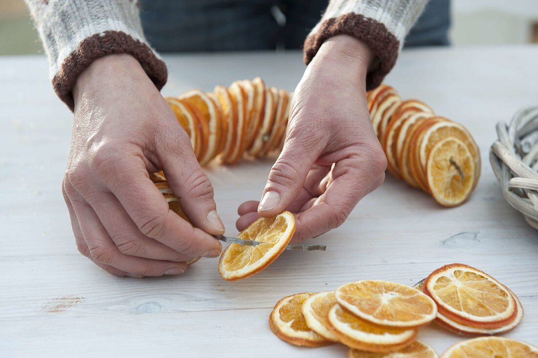 Scented wreath of dried orange slices