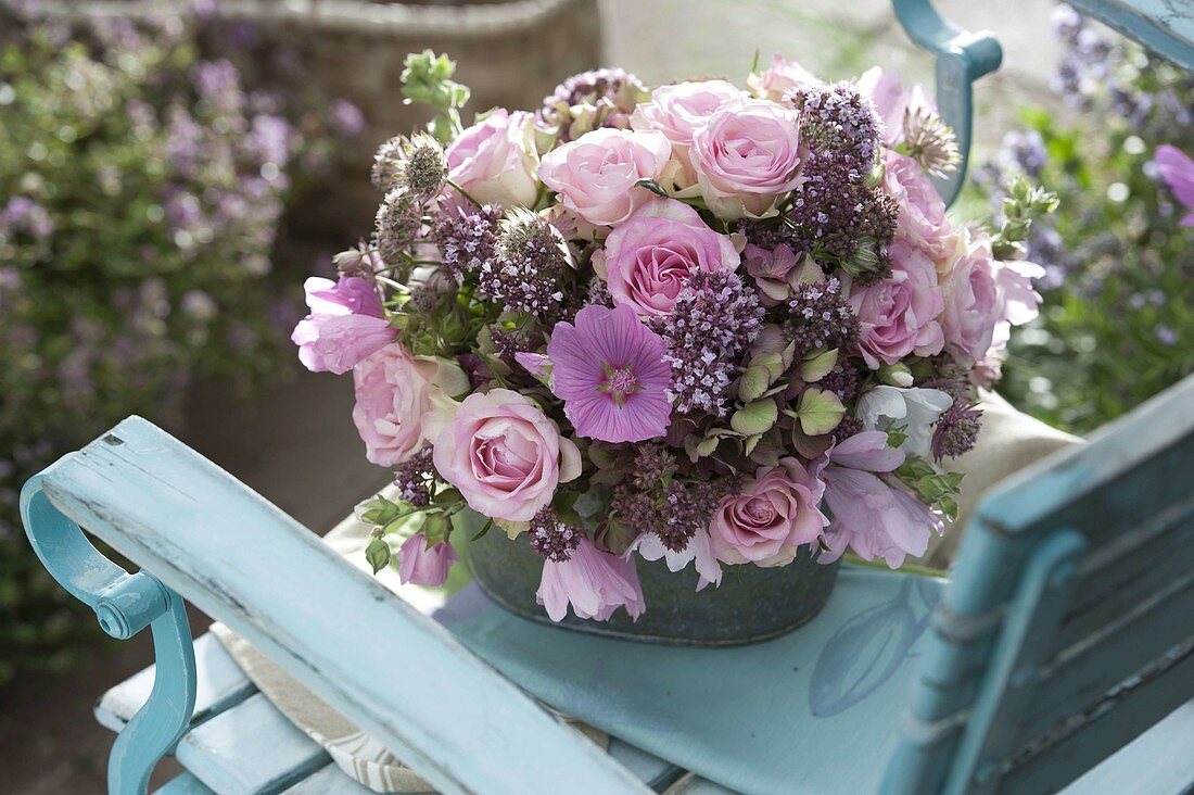 Bouquet with pink 'Lovely Jewel' (Rose), Astrantia (Star Dagger)
