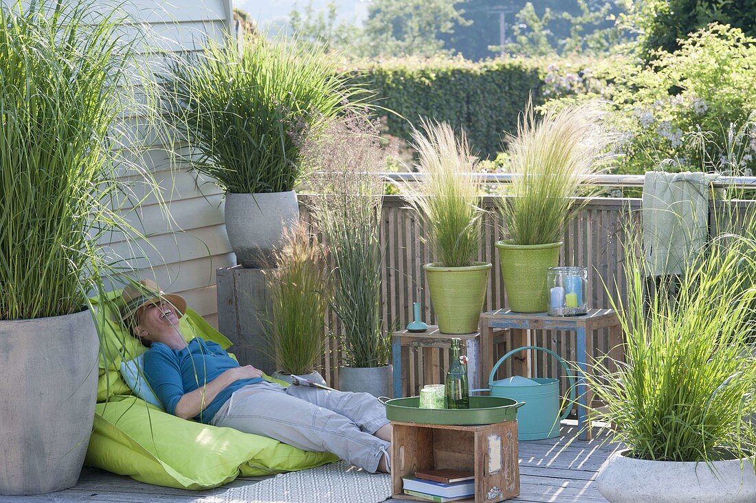 Grass balcony to relax