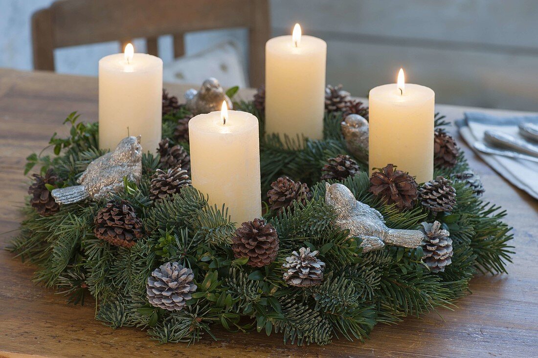 Natural Abies (fir) and Buxus (Box) Advent wreath