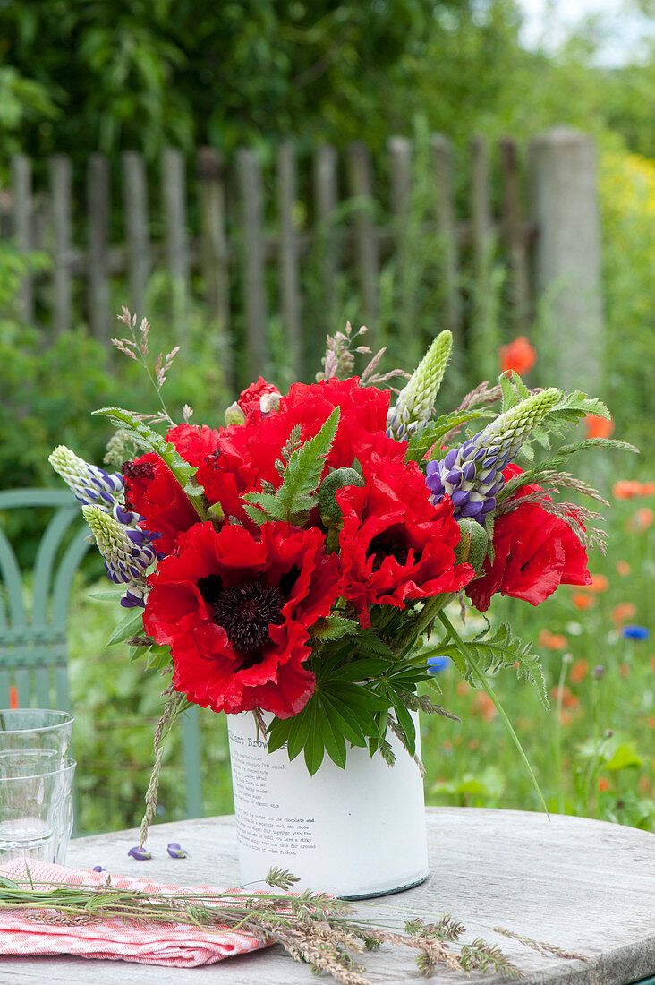 Lush Papaver oriental 'Turkenlouis' (poppy) bouquet