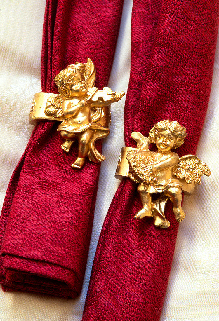 Napkin ring with angel