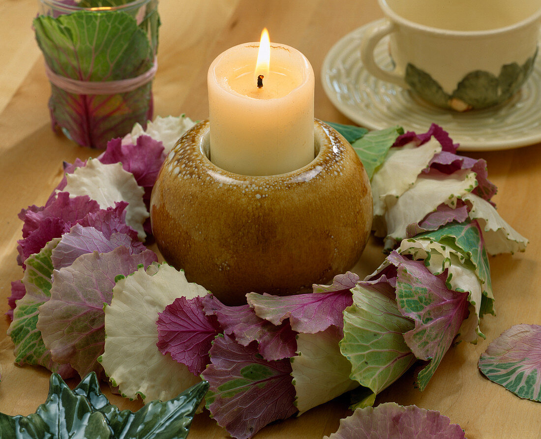Table decoration, brassica wreath (ornamental cabbage)
