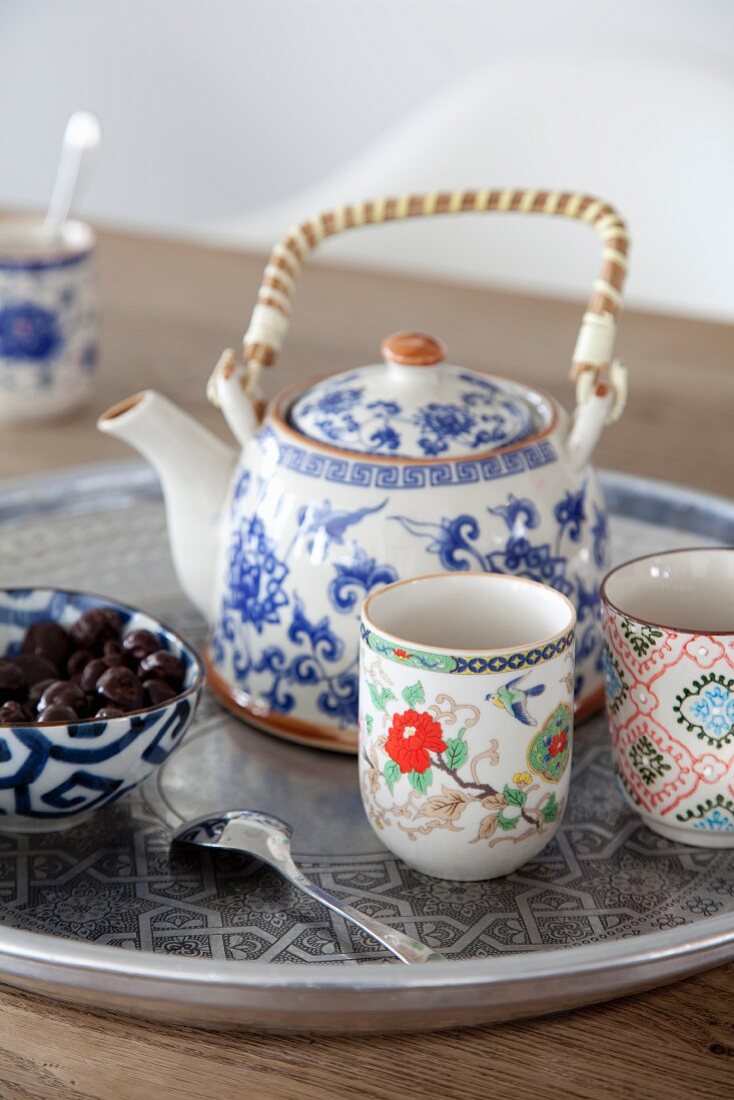 Oriental tea set in various designs