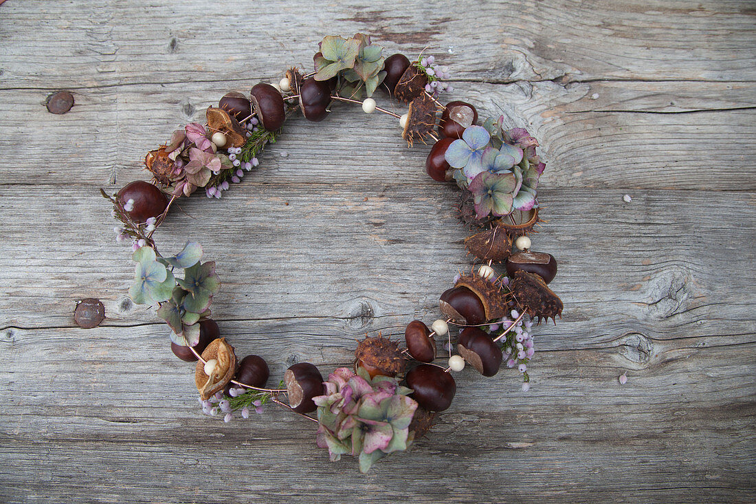 Wreath handmade from horse chestnuts