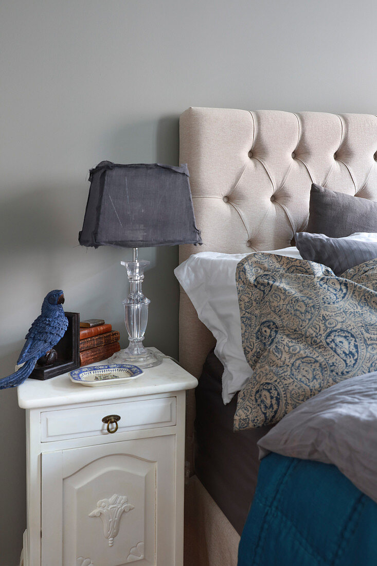Bedroom accessories in blue-grey shades