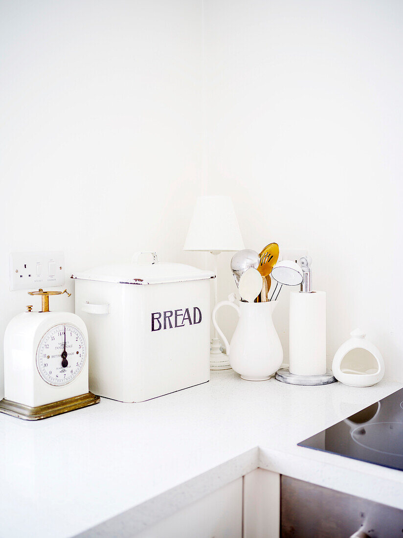 White, vintage kitchen accessories in white kitchen