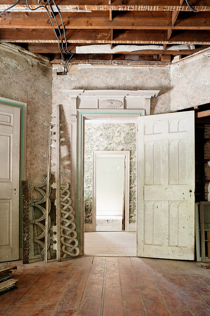 Derelict rooms in abandoned house