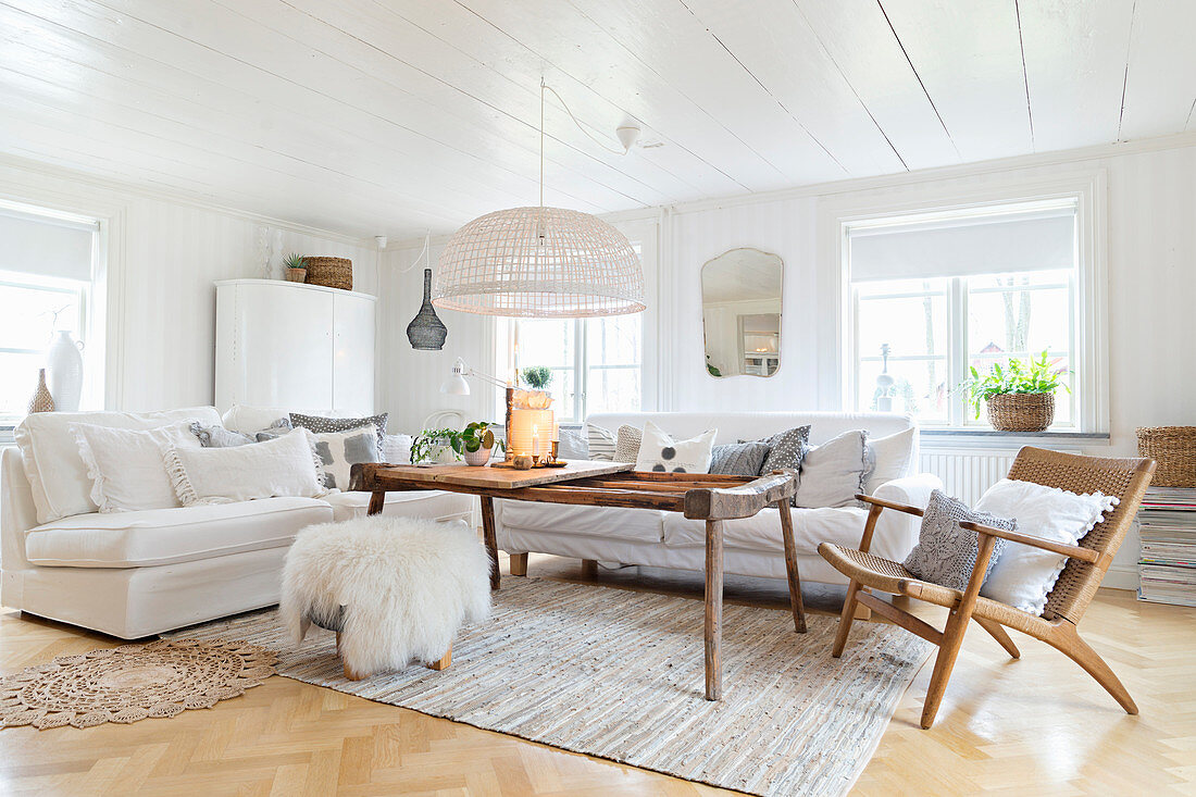 Comfortable, Scandinavian-style living room