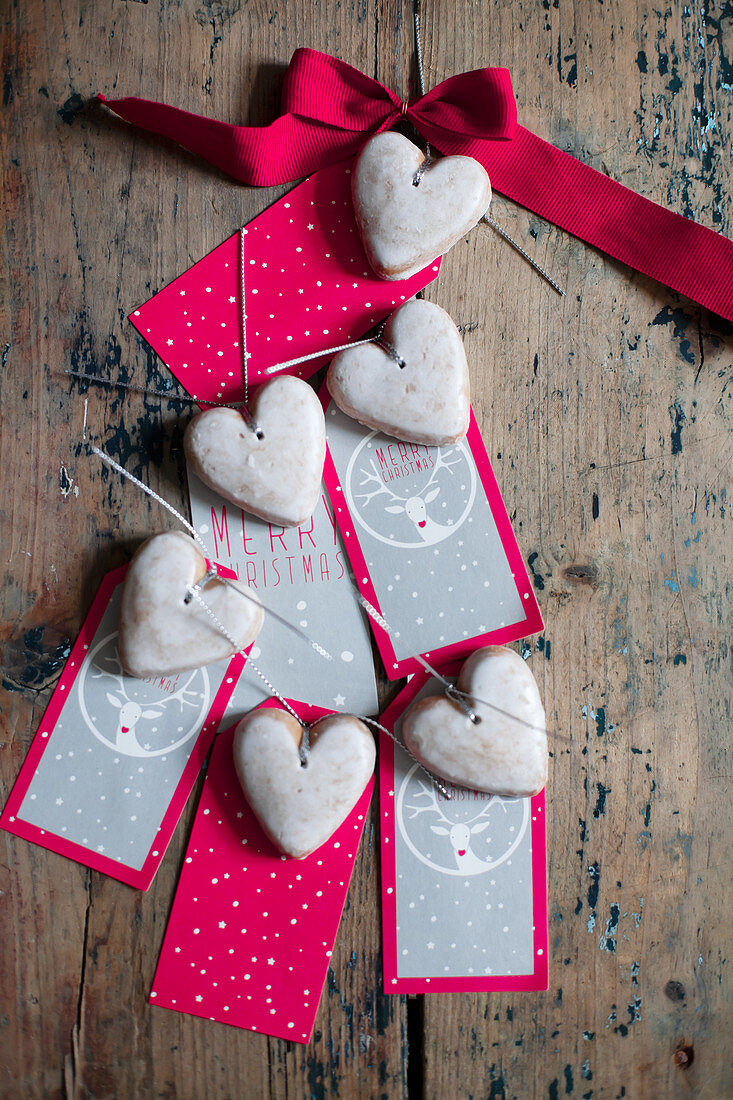 Iced biscuits and gift tags with stag motif