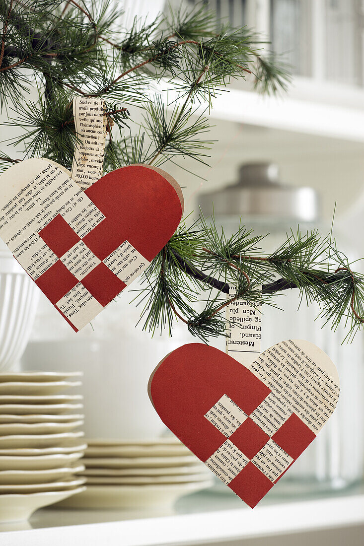 DIY woven paper hearts as Christmas tree ornaments