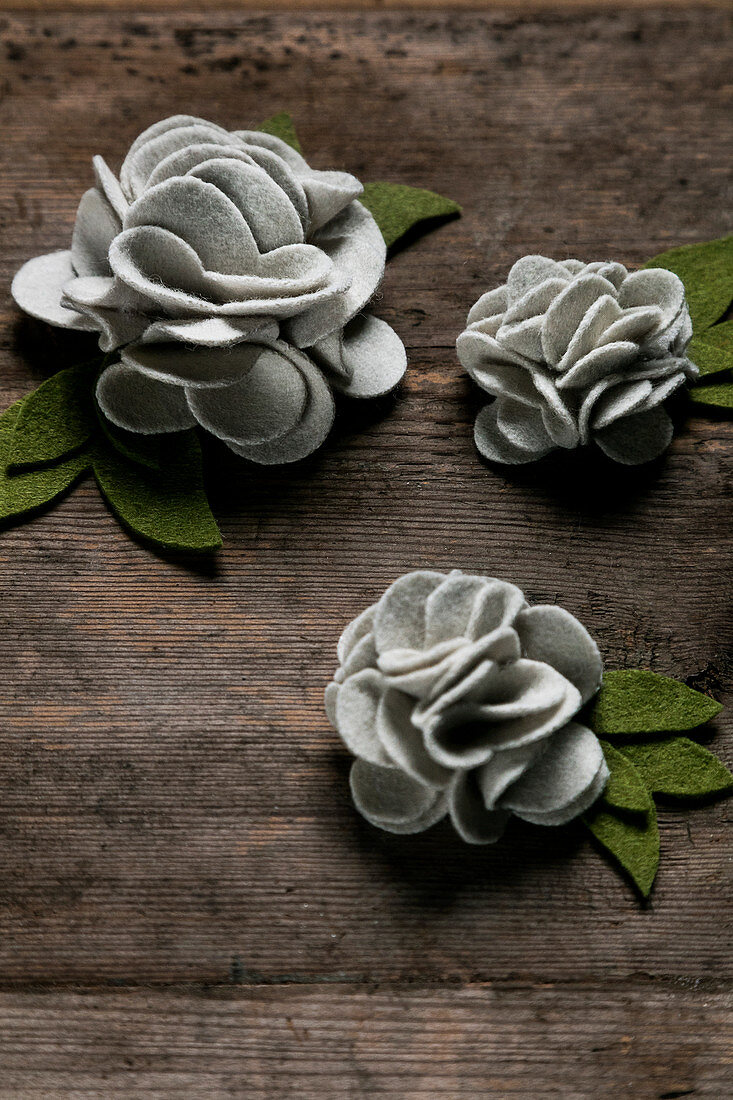 DIY-Blüten aus Filz