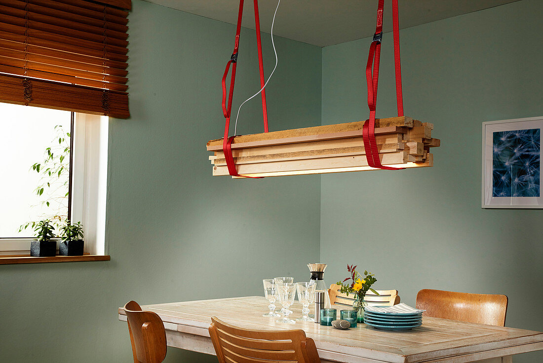 DIY lamp made from lashing straps and wooden laths