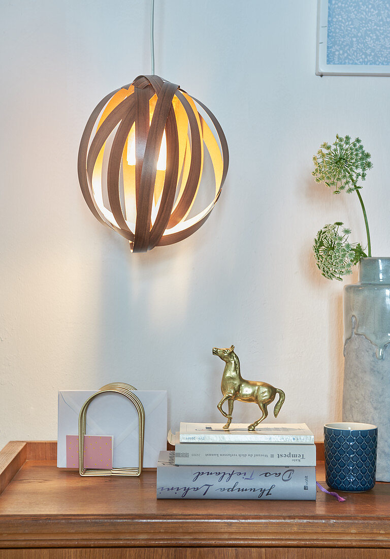 Dekorativer DIY-Lampenschirm aus Umleimer