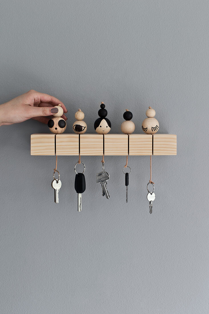 DIY key rack