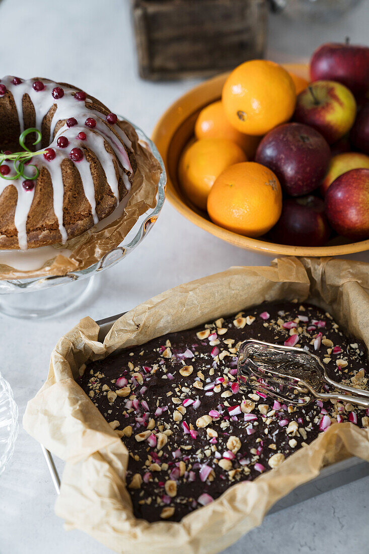 Fruit bowl, Christmas biscuits and cake