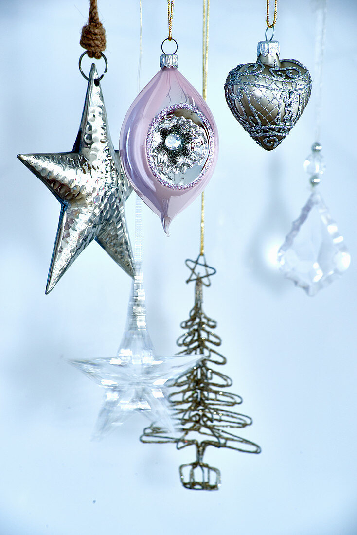 Christmas decorations in silver and pink